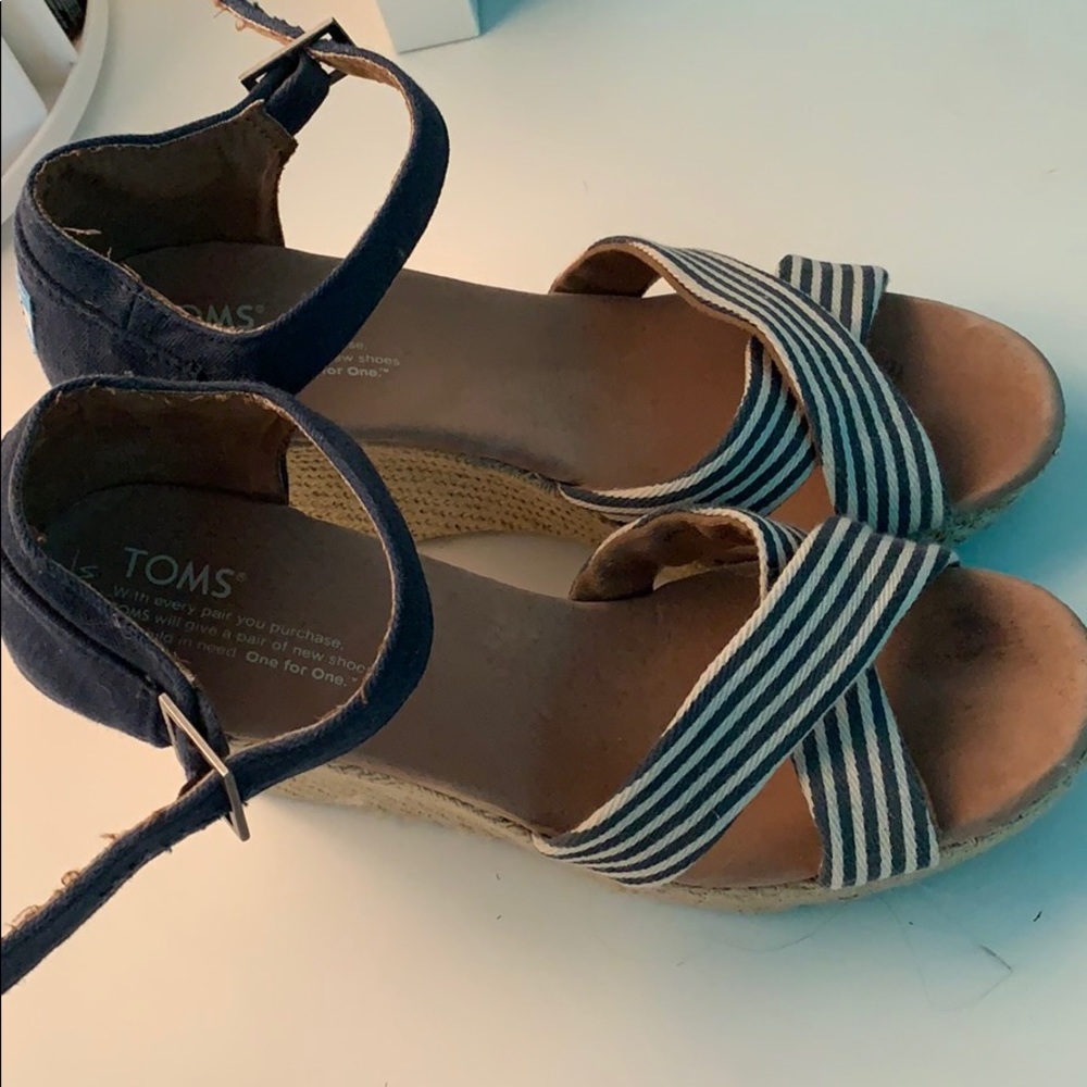 Toms wedges!!